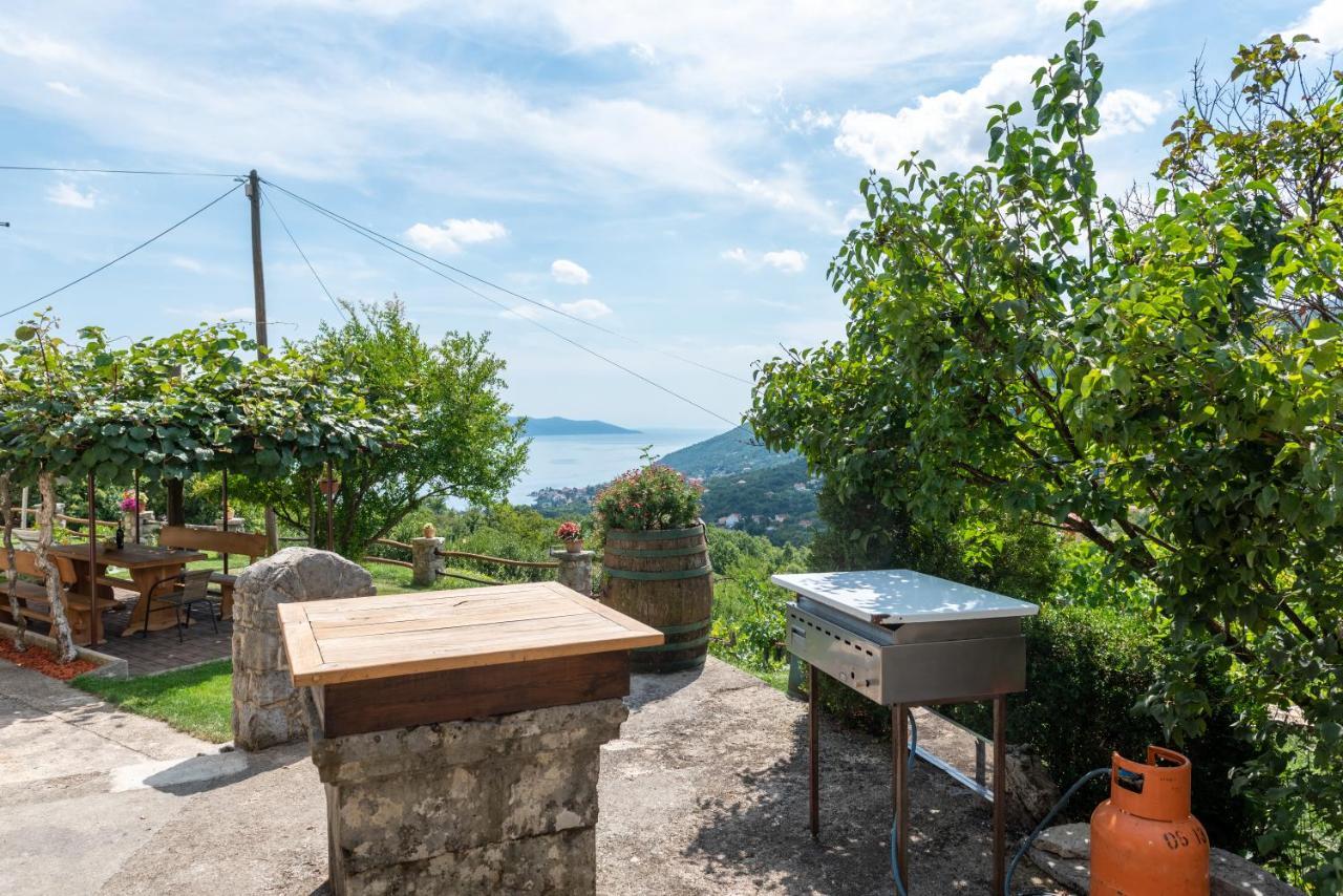 Sea View Apartment With Garden Near Opatija Veprinac Exterior foto